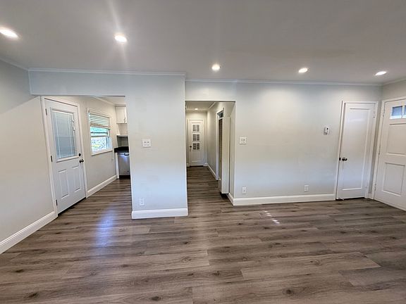 2nd image of 609 Rollins Rd