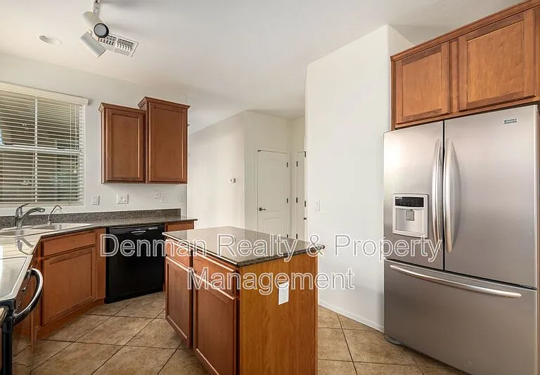 4262 E Carla Vista Dr — Photo 17