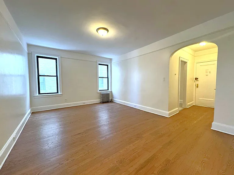 2203 Harman St #B2 — Photo 4