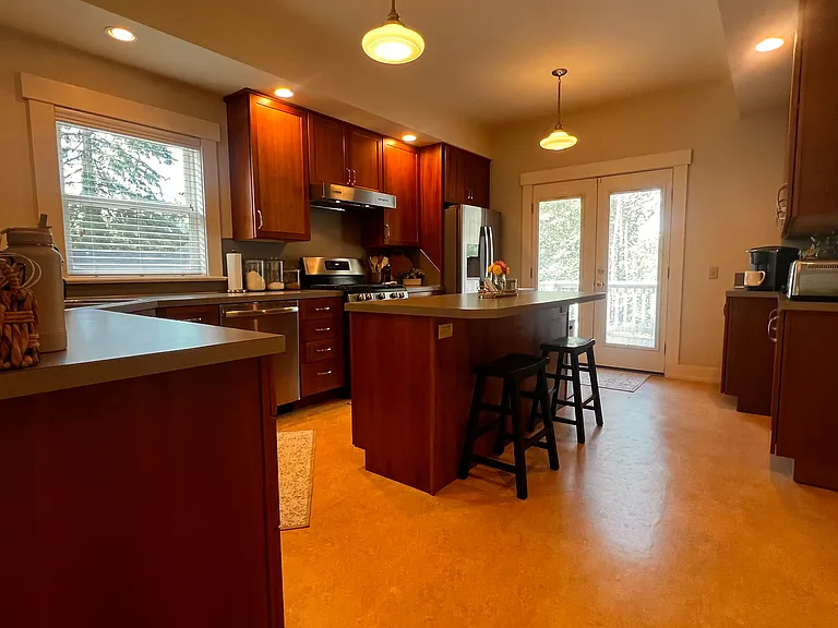 1413 Central St SE — Photo 6