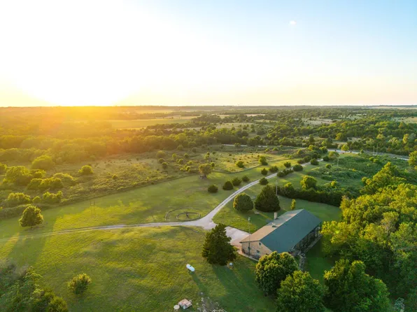14771 296th Rd, Arkansas City, KS 67005