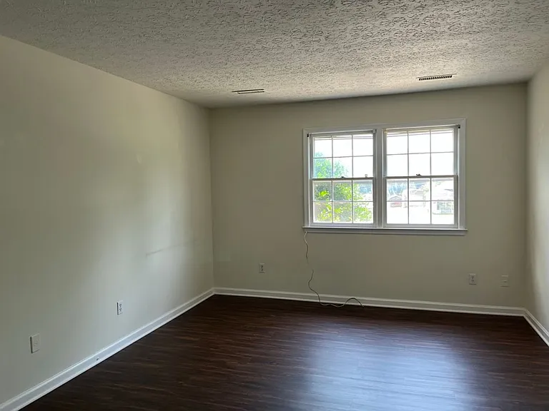 316 Mary Ann Dr #11 — Photo 6