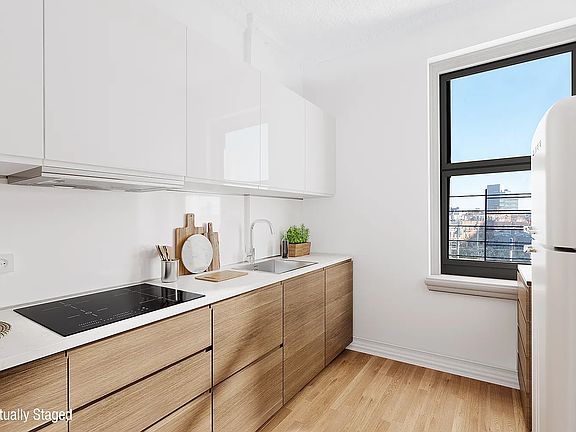 3rd image of 31 Tiemann Pl APT 56