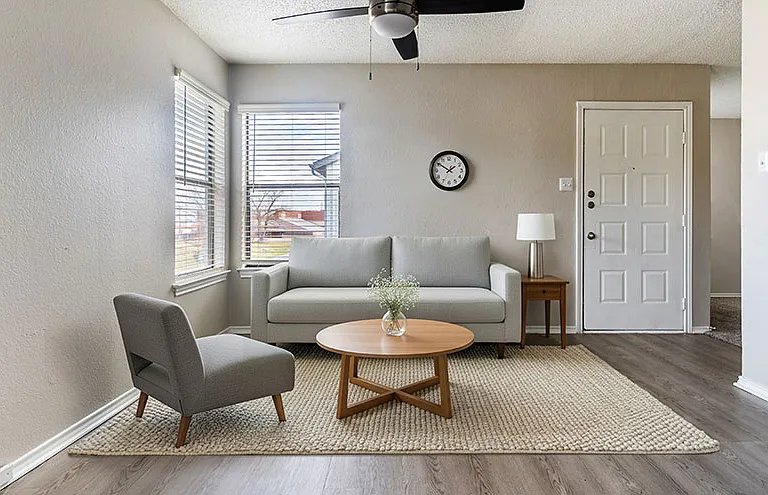 Creekside Apartment Homes — Photo 16