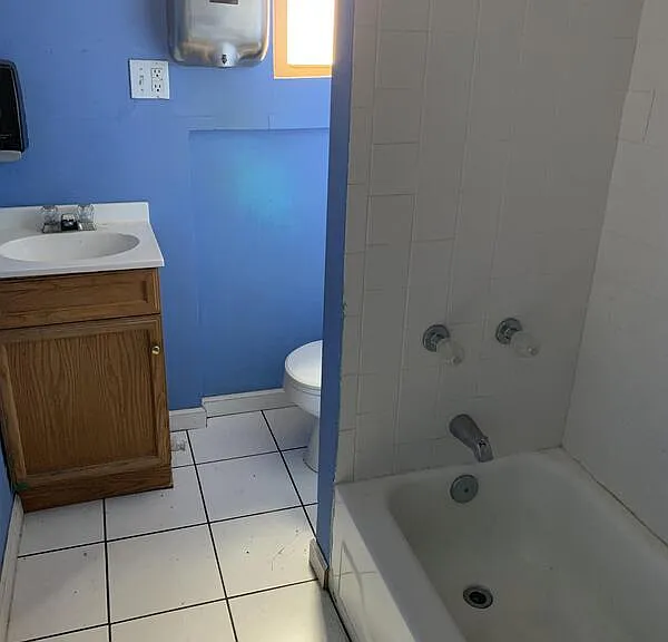 2839 Cherokee St — Photo 5