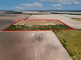 2371 County Road 275, Edna, TX 77957