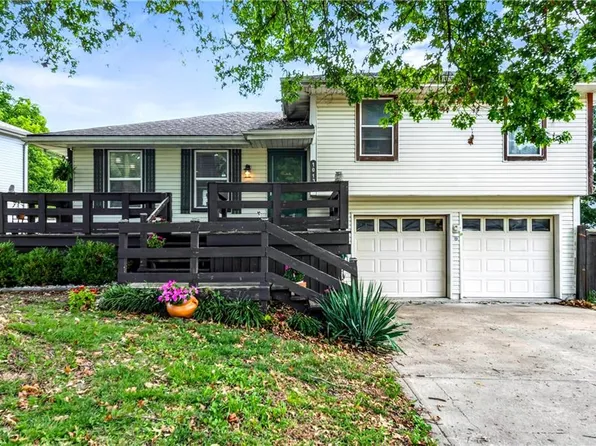 1013 Colbern Dr, Belton, MO 64012