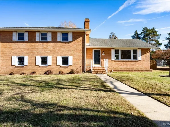 101 Brookhill Ct, Colonial Heights, VA 23834