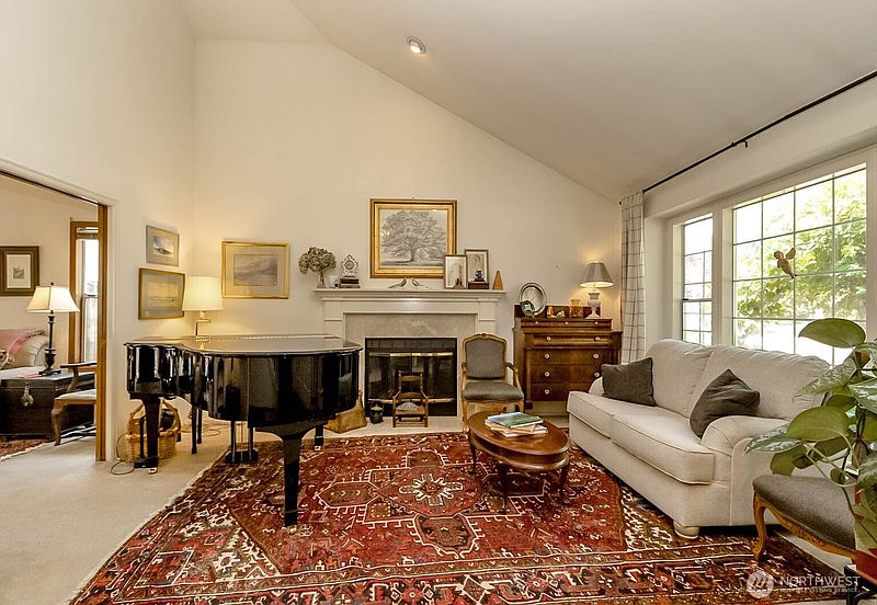 4th image of 12523 NE 164th Street