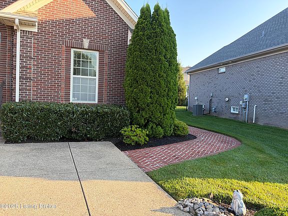 2nd image of 11111 Pebble Creek Dr