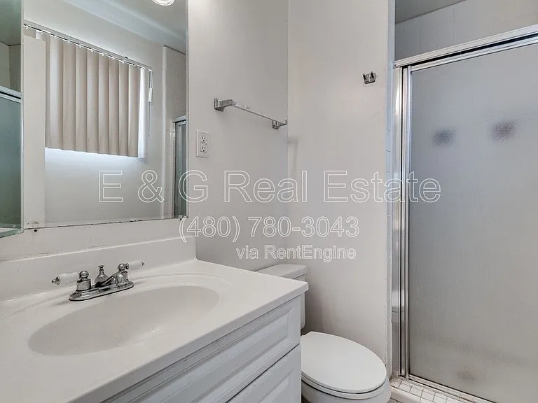 1308 W 6th St — Photo 18