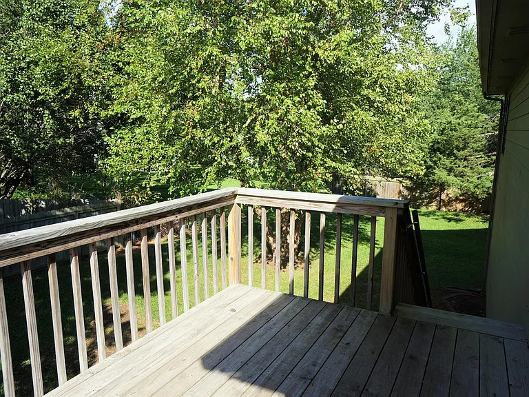 3905 Athens Ct — Photo 7
