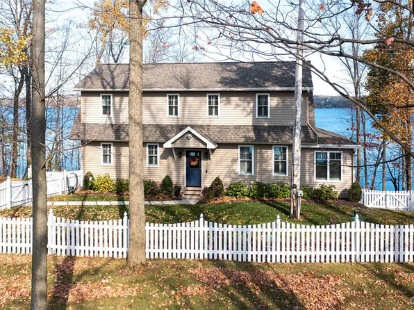 1813 Russells Lndg, Skaneateles, NY 13152