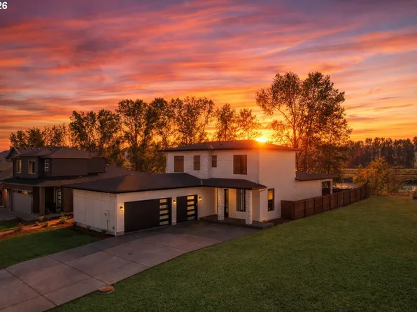 2040 S River Rd, Kelso, WA 98626