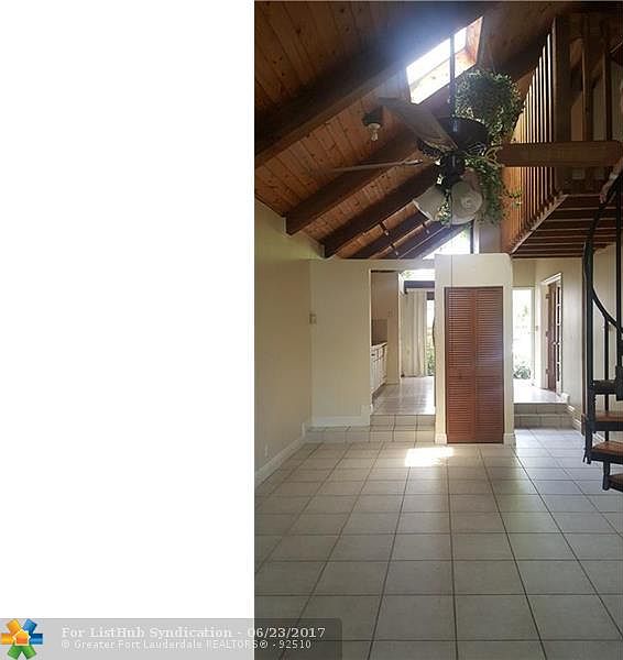 1st image of 425 N University Dr #313