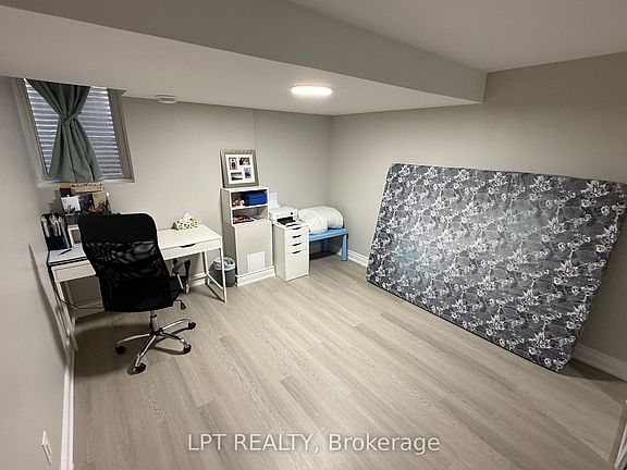 4th image of 50 Spring Crest Way #Basement