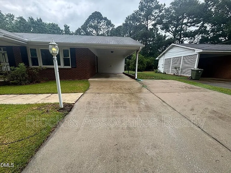 3609 Melrose Dr — Photo 10