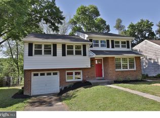 524 Inman Ter, Willow Grove, PA 19090