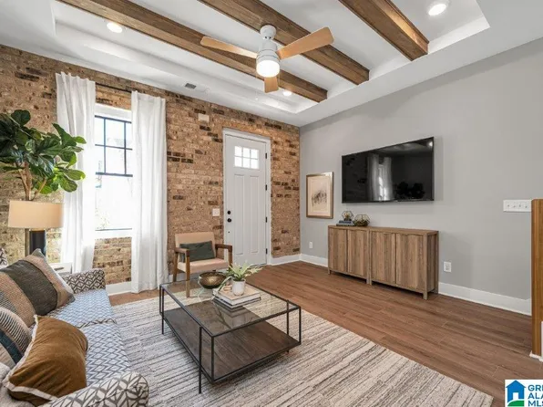 1176 Windsor Dr, Birmingham, AL 35209