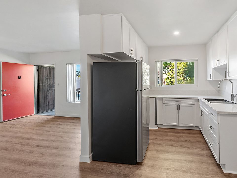 1st image of 4136 Louisiana St APT 8