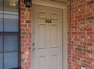 806 Redwood Ln, Kingsland, TX 78639