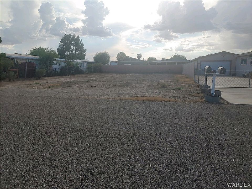 2nd image of 8145 S Evergreen Drive
