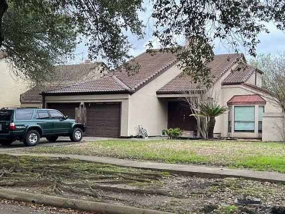 2nd image of 12214 Brighton Ln