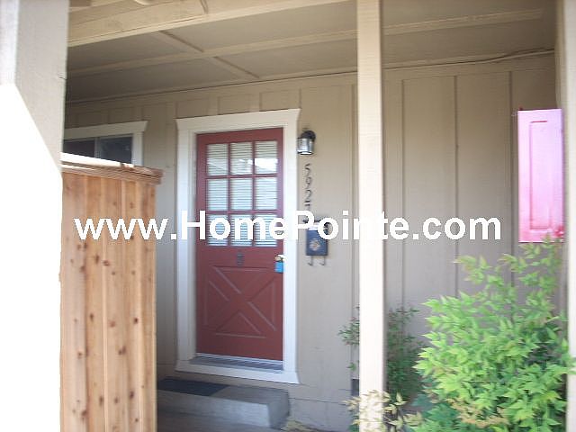 1st image of 5927 S Land Park Dr