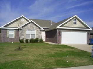 2504 SW Huntwick Ave, Bentonville, AR 72712