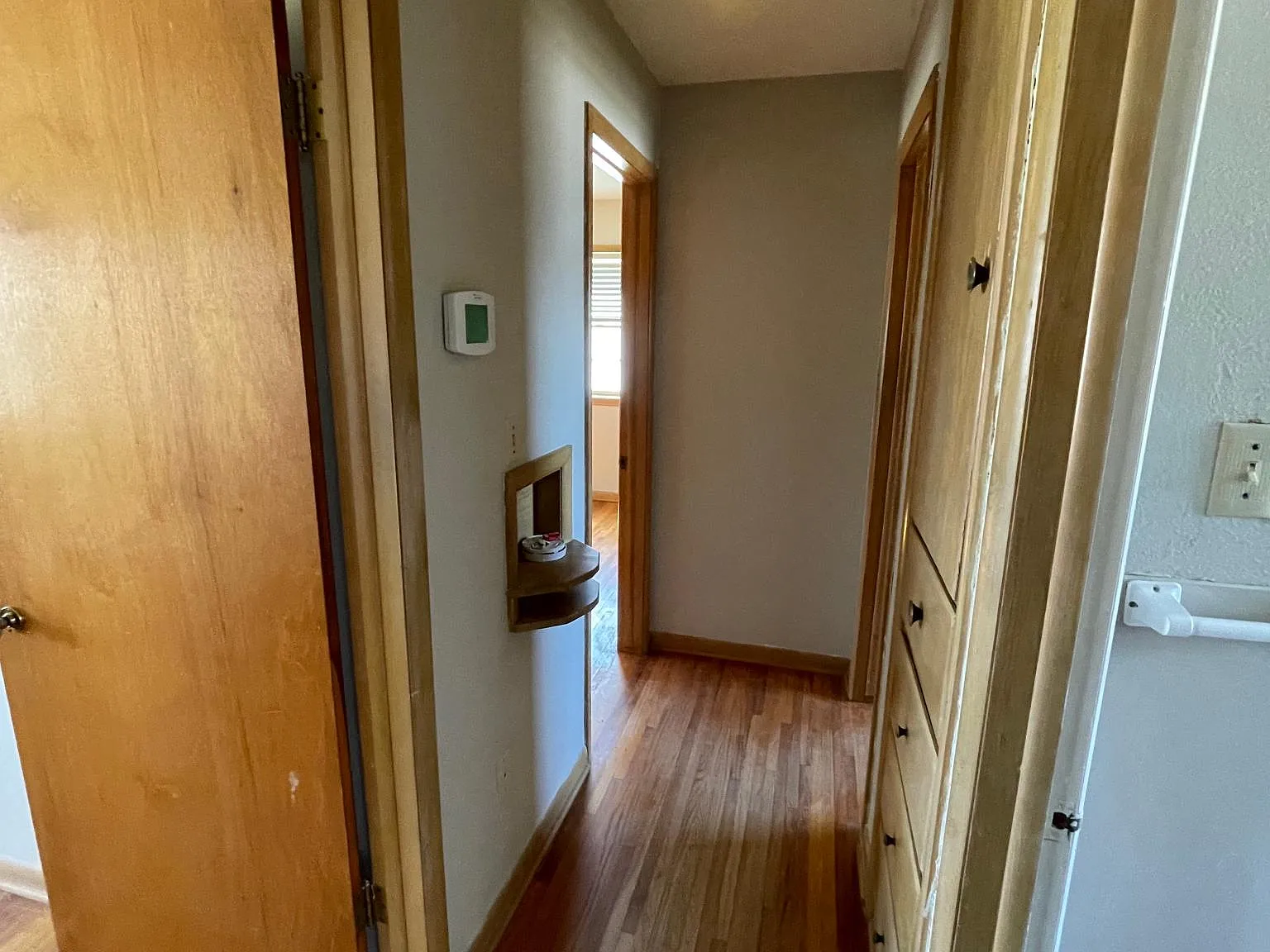 3 bed, 960 sqft, $925 — Photo 4