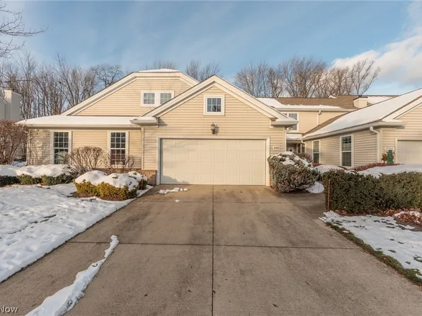 2538 Wyndgate Ct #2538, Westlake, OH 44145