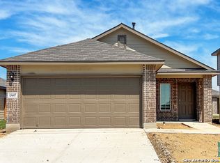 15607 Garam Trl, Von Ormy, TX 78073