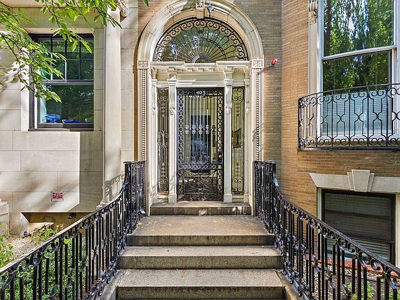 3rd image of 405 Commonwealth Ave APT 8