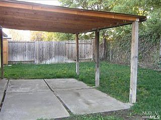 4th image of 432 Royal Oaks Dr