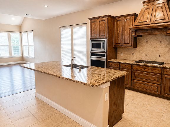 3rd image of 10509 Fort Davis Pl