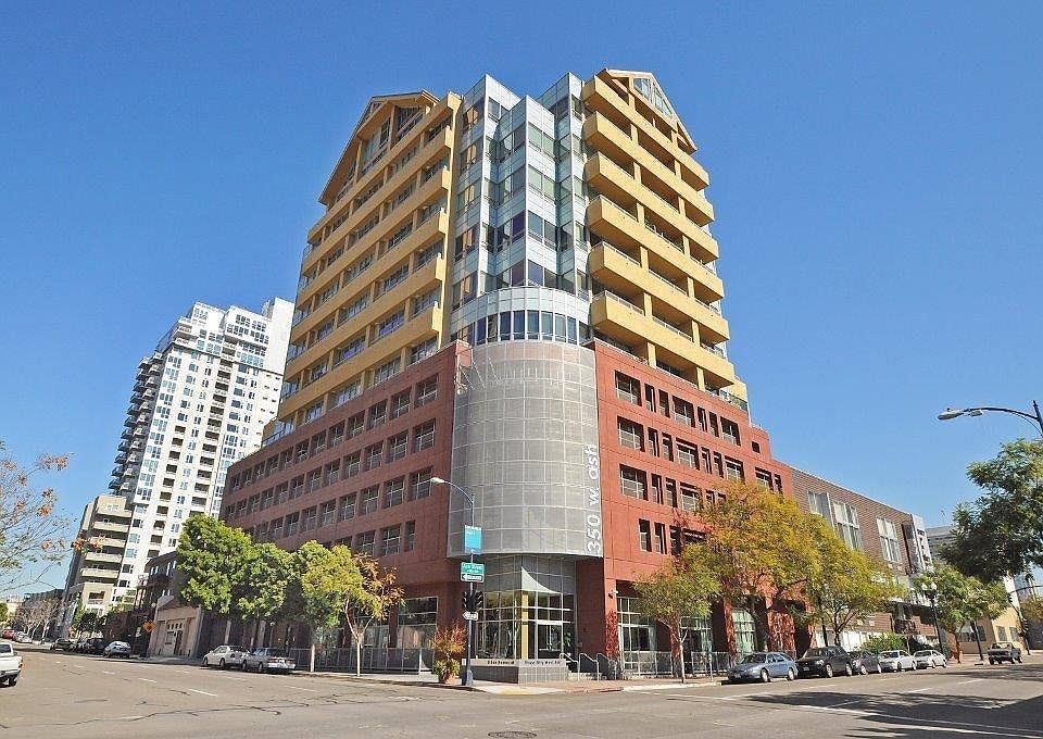 1st image of 350 W Ash St Unit 708