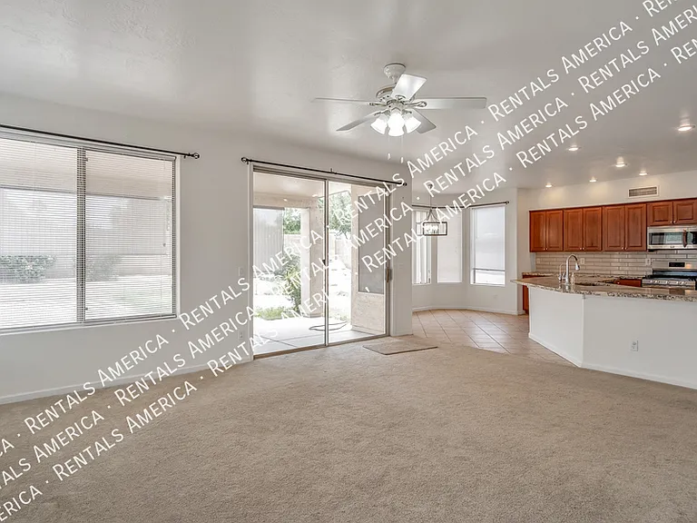 2631 S Leonard Pl — Photo 8