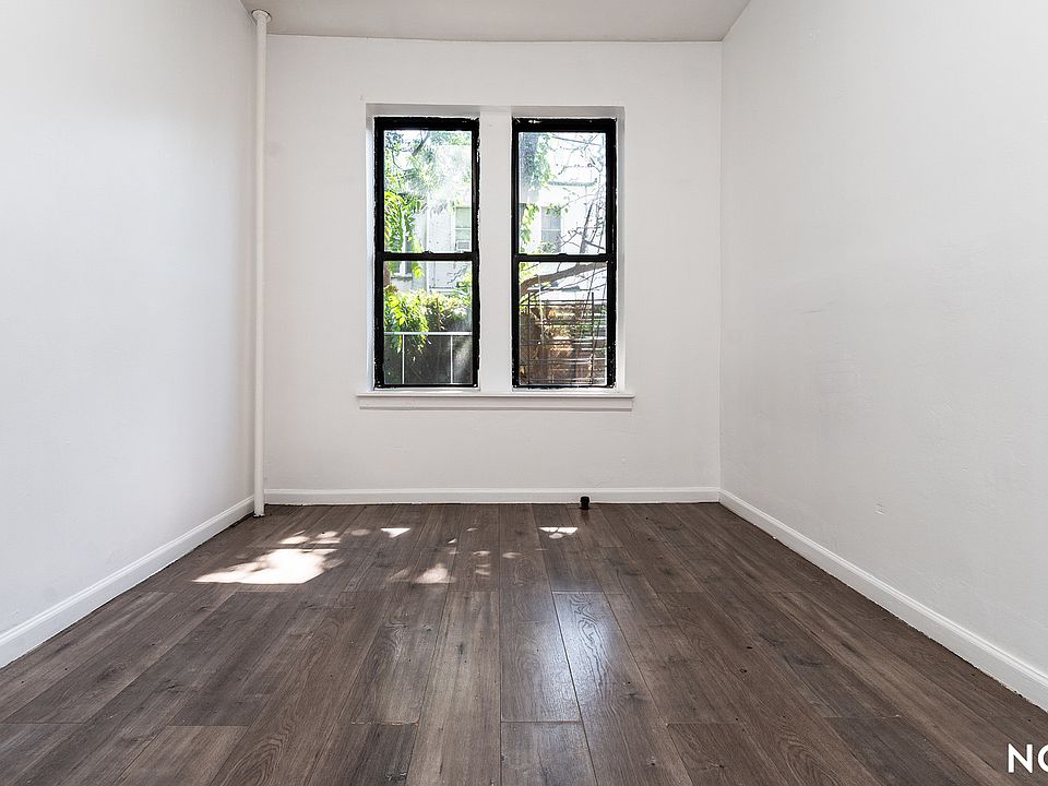 1st image of 2204 Clarendon Rd #1E