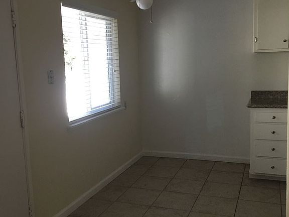 5th image of 2517 W St APT 08
