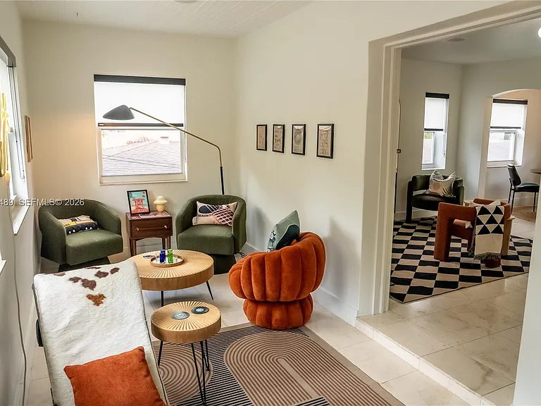 509 NE 64th St #2 — Photo 19