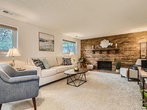 5th image of 11010 Dahlia Dr