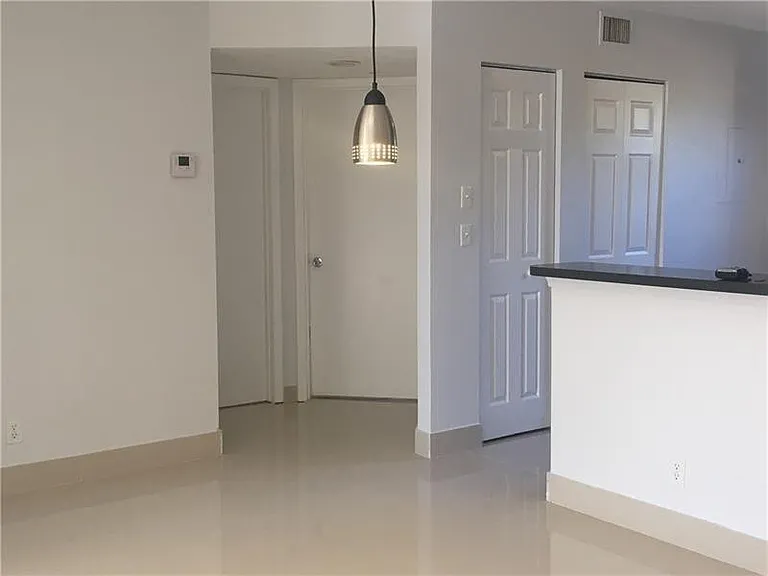 10131 W Sunrise Blvd #206 — Photo 3