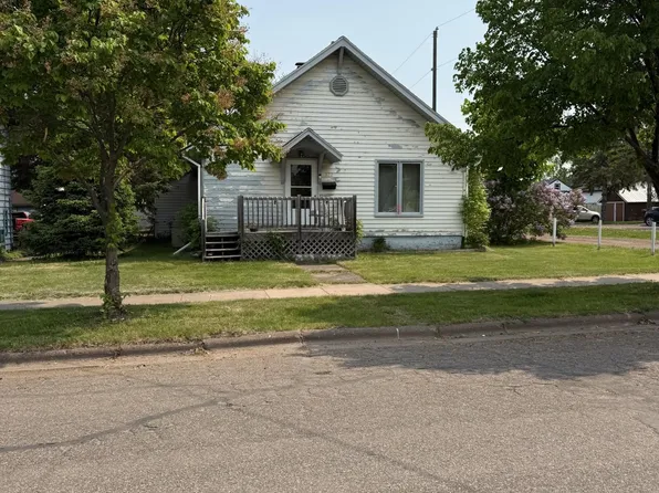 322 Prentice Ave, Ashland, WI 54806