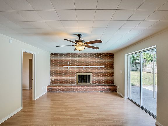 3rd image of 9410 N Valle Dr