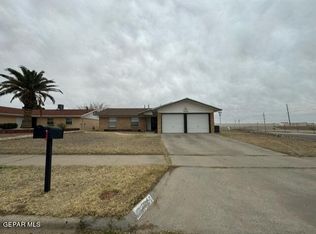 9300 R J Wood Rd, El Paso, TX 79924