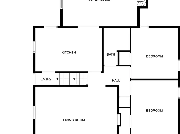 702 S 3rd St, Milbank, SD 57252