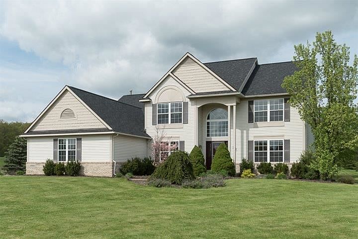 1st image of 8780 Hidden Woods Ct