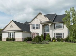 8780 Hidden Woods Ct, Dexter, MI 48130
