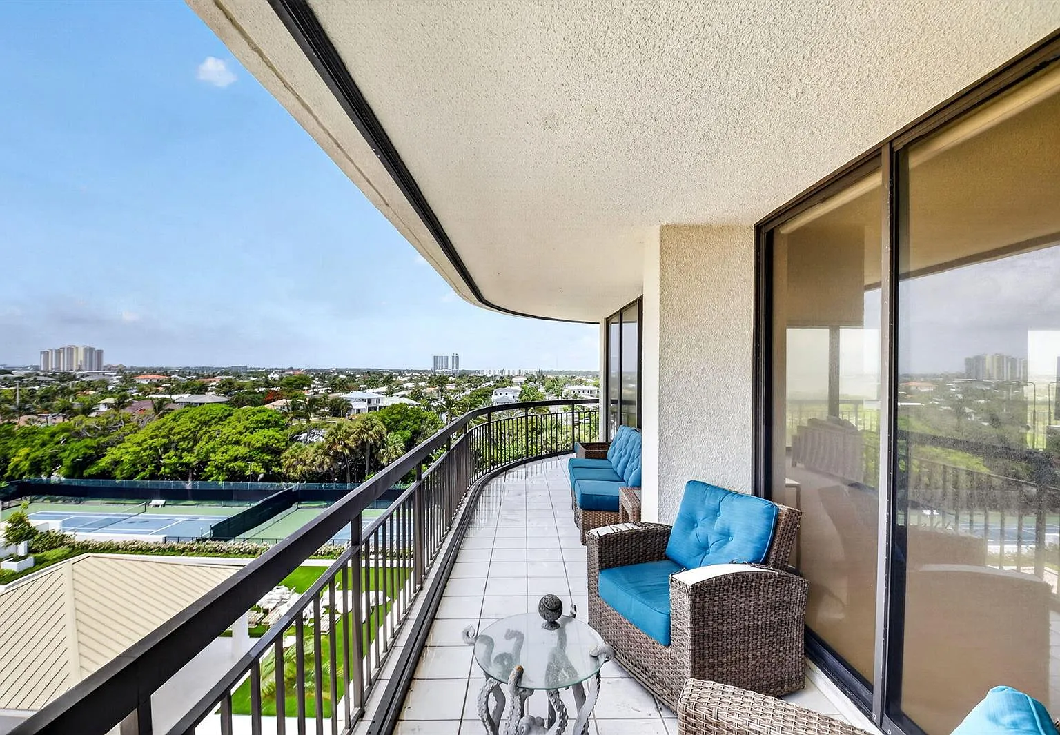 4100 N Ocean Dr — Photo 1