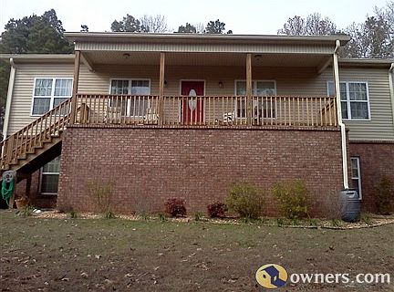 Front view - yard slopes down